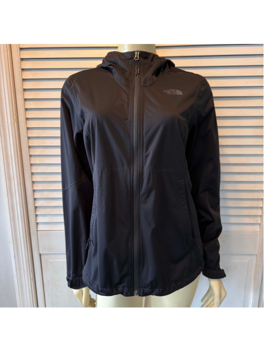 Women's The North Face Black DryVent Hooded Jacket M